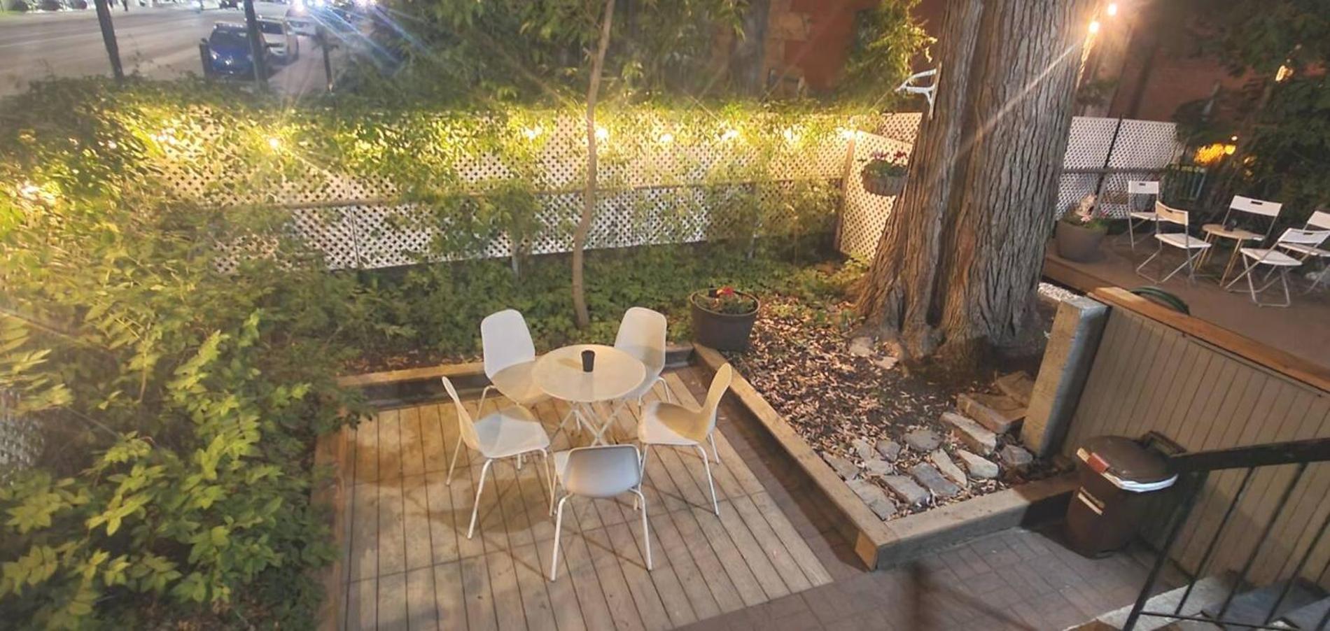Heart Of Mtr For Memorable Experience 7Minmetro 2 Backyard Fully Equipped Villa Montreal Bagian luar foto
